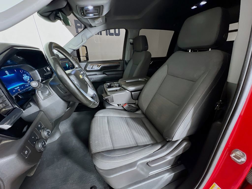 Used 2024 Chevrolet Silverado 2500 LT w/ Snow Plow Prep/Camper Package image 37