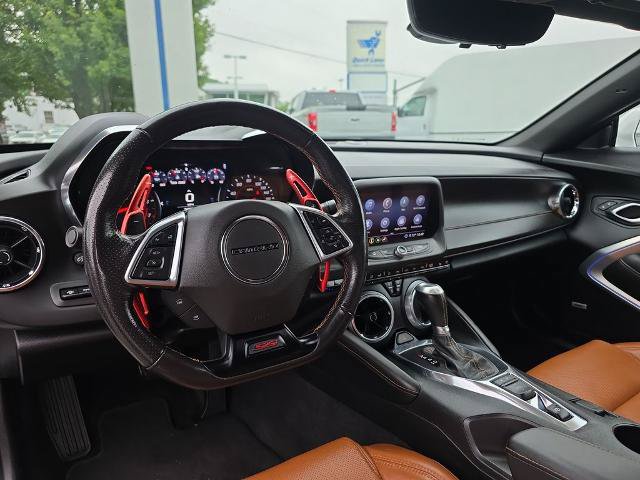 Used 2020 Chevrolet Camaro SS RWD image 18