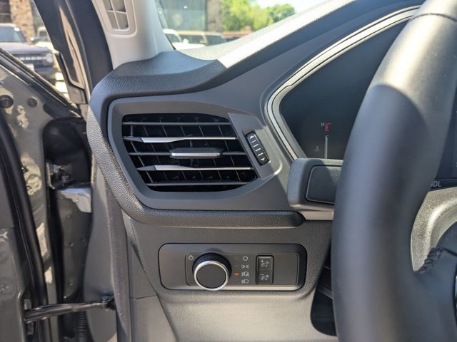 Certified 2025 Ford Escape Active w/ Cold Weather Package AWD/4WD image 16
