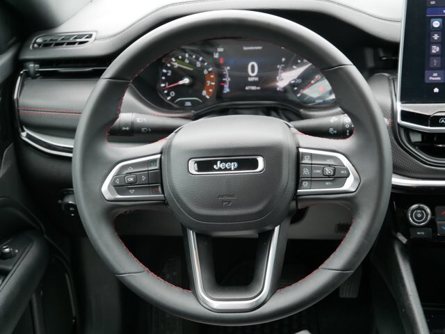 Used 2024 Jeep Compass Trailhawk AWD/4WD image 17