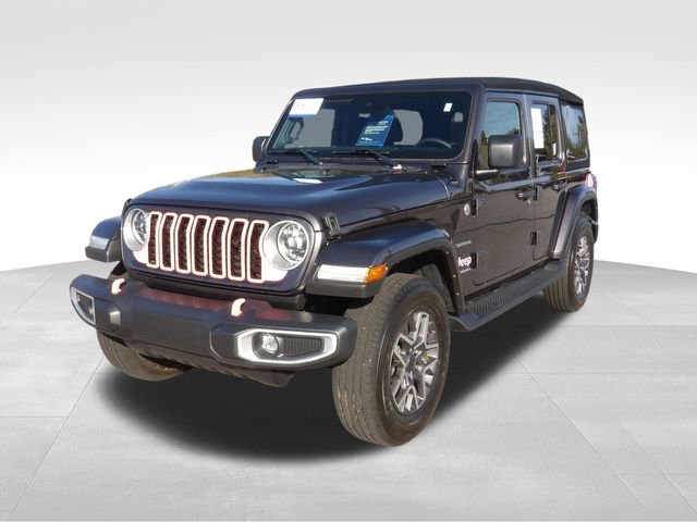 Used 2024 Jeep Wrangler Unlimited Sahara AWD/4WD image 3