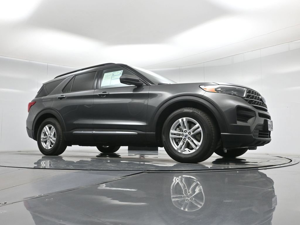 Certified 2020 Ford Explorer XLT image 6