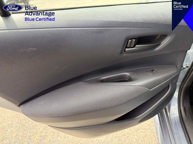 Used 2025 Toyota Corolla LE FWD image 11