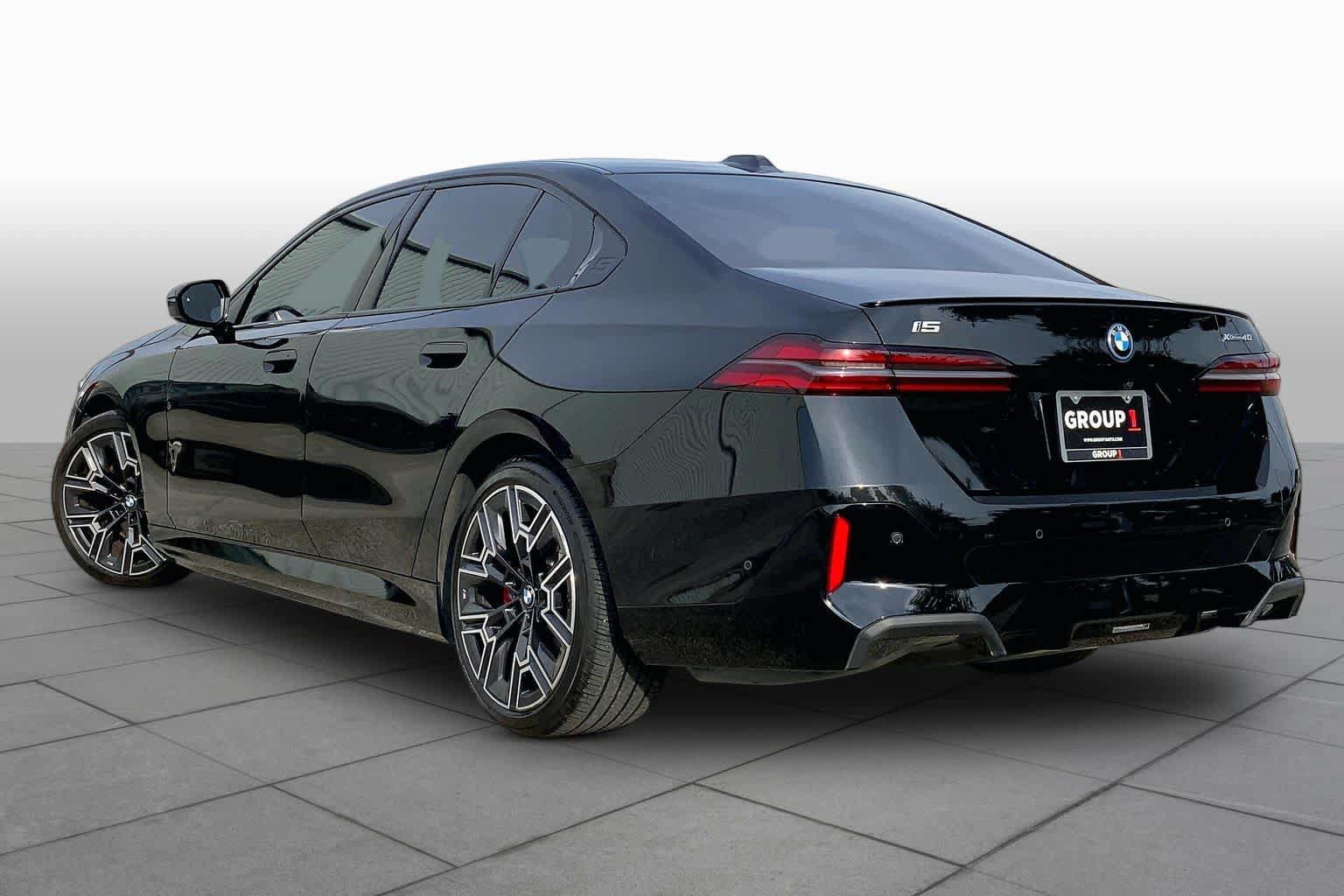 Used 2026 BMW i5 eDrive40 w/ M Sport Package AWD/4WD image 10