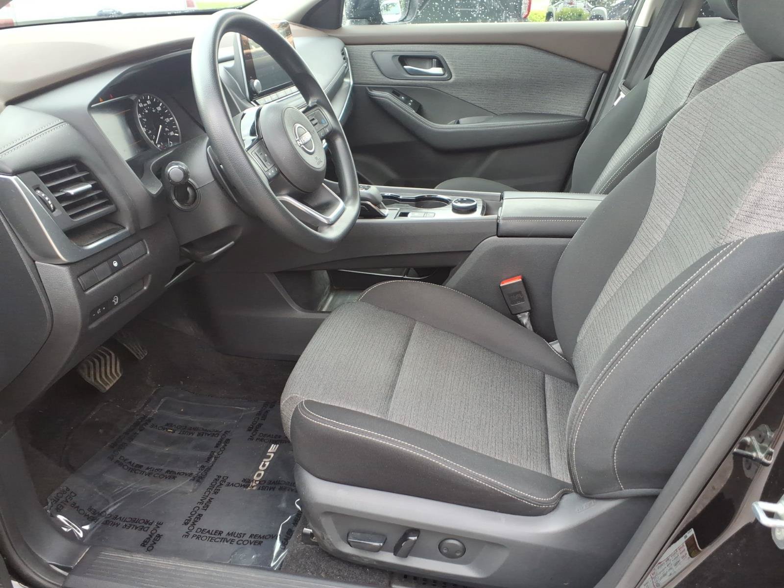 Used 2023 Nissan Rogue SV AWD/4WD image 10