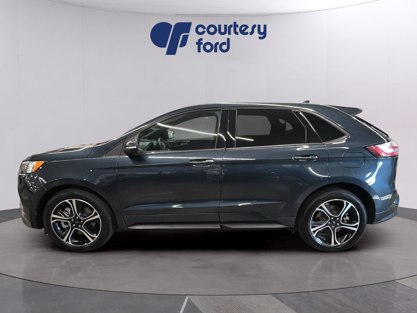 Certified 2023 Ford Edge ST AWD/4WD image 4