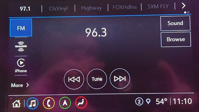 Used 2022 Chevrolet Traverse RS image 13