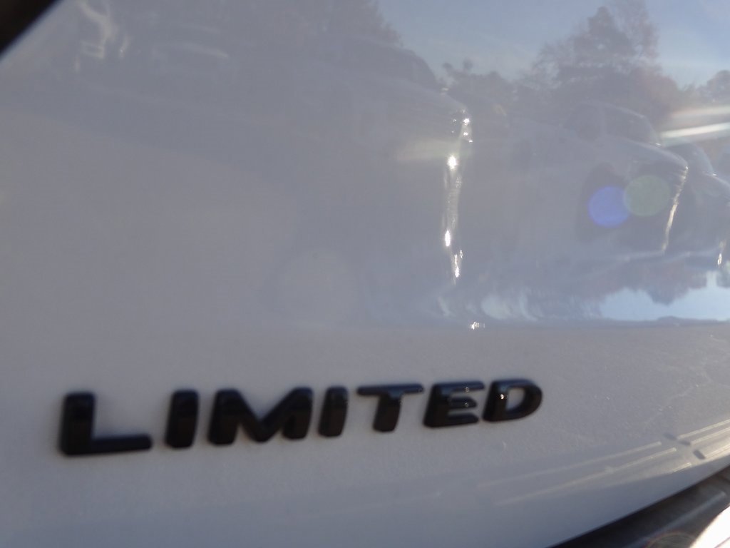 Certified 2022 Ford Expedition Limited image 4