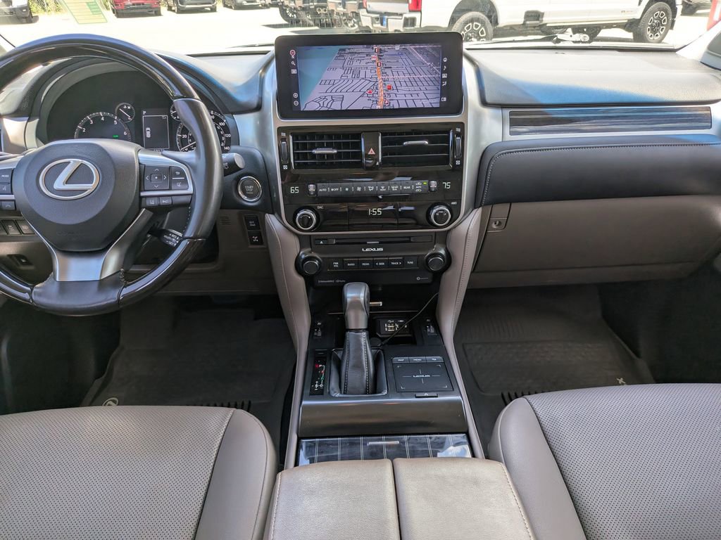 Used 2023 Lexus GX 460 Premium w/ Premium Package AWD/4WD image 13