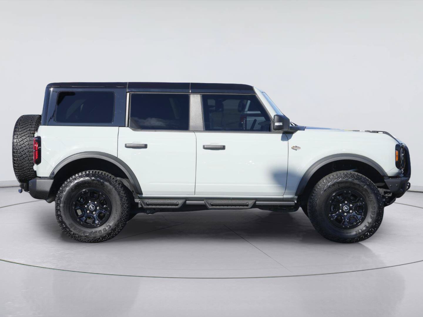 Certified 2024 Ford Bronco Wildtrak AWD/4WD image 5