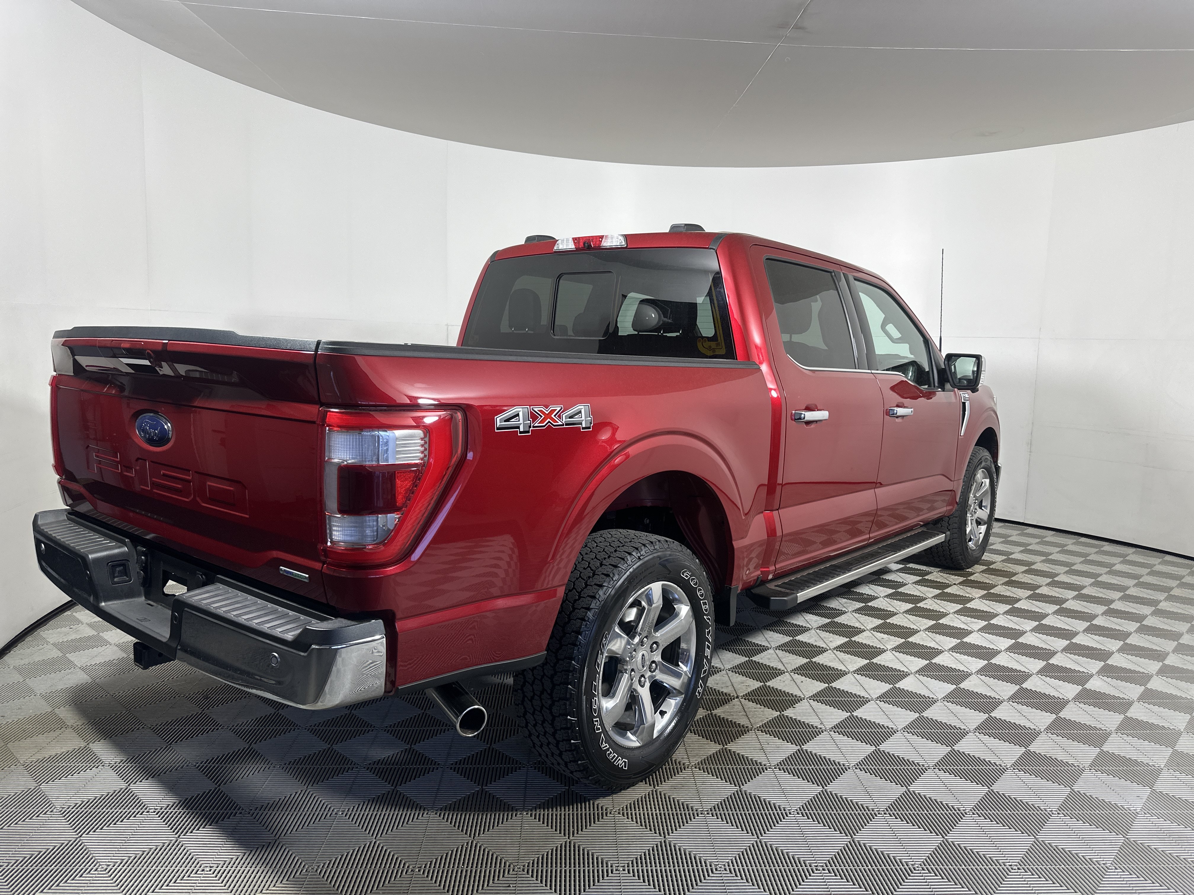 Certified 2022 Ford F150 Lariat w/ Equipment Group 502A High AWD/4WD image 7