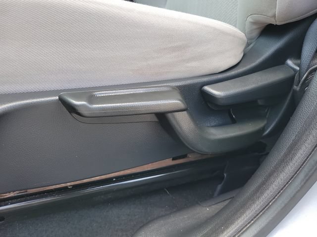 Used 2018 Honda HR-V LX image 21