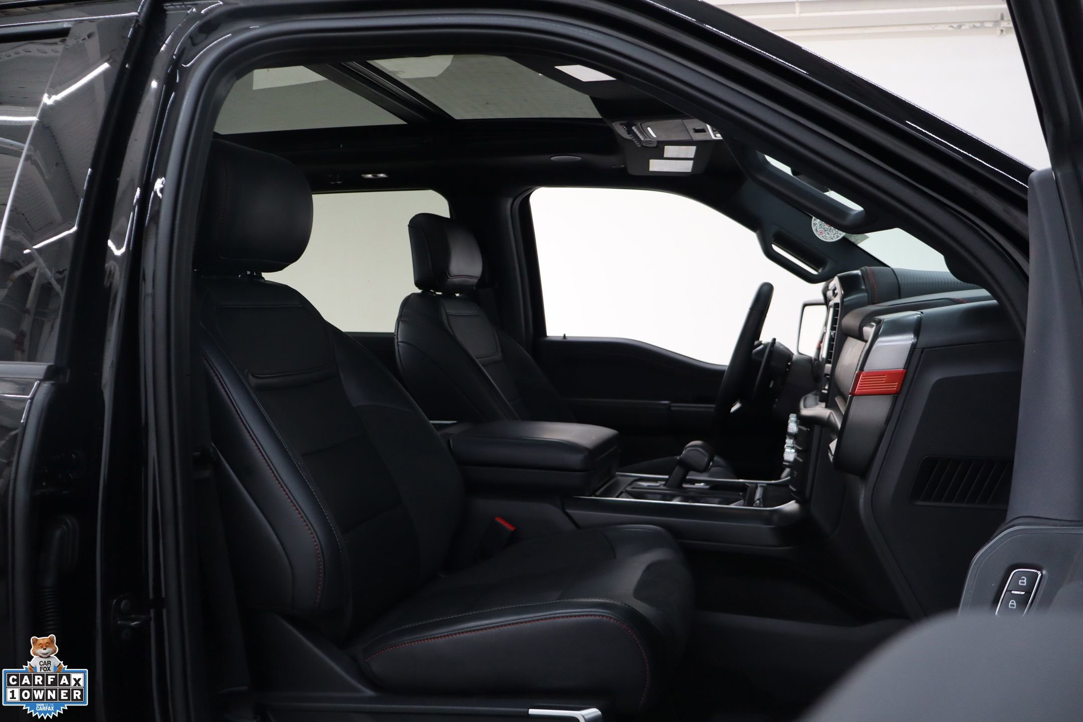 Certified 2024 Ford F150 Raptor AWD/4WD image 32