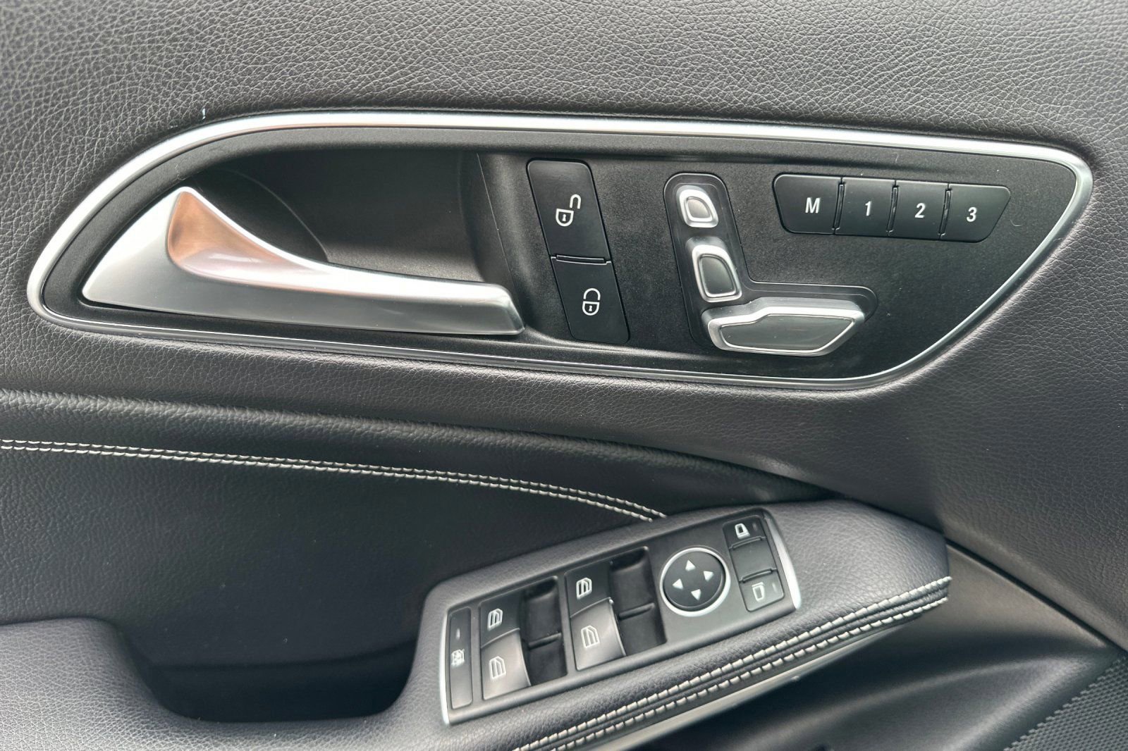 Used 2019 Mercedes-Benz GLA 250 image 13