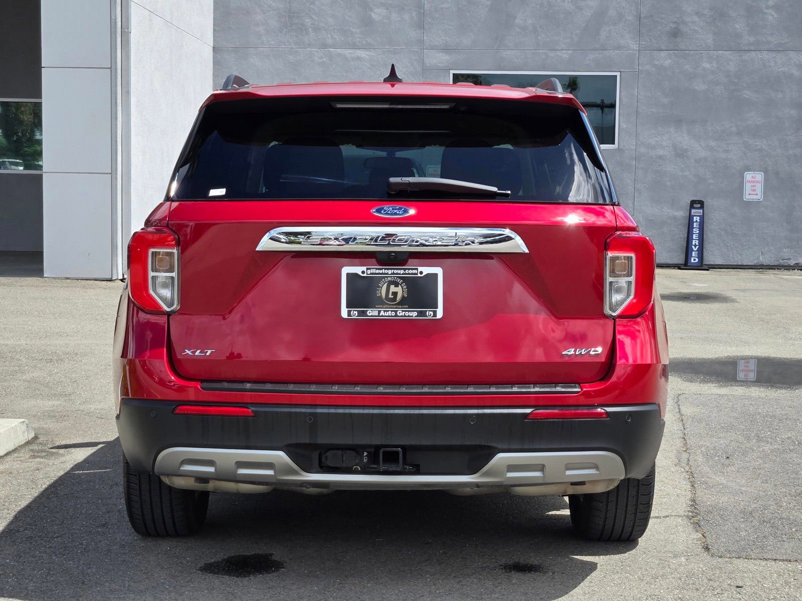 Certified 2024 Ford Explorer XLT w/ Equipment Group 202A AWD/4WD image 4