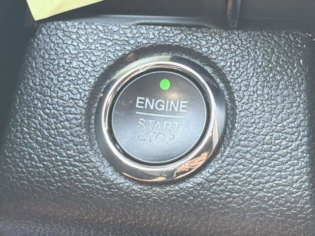 Certified 2019 Ford F150 Platinum w/ Equipment Group 701A Luxury image 16