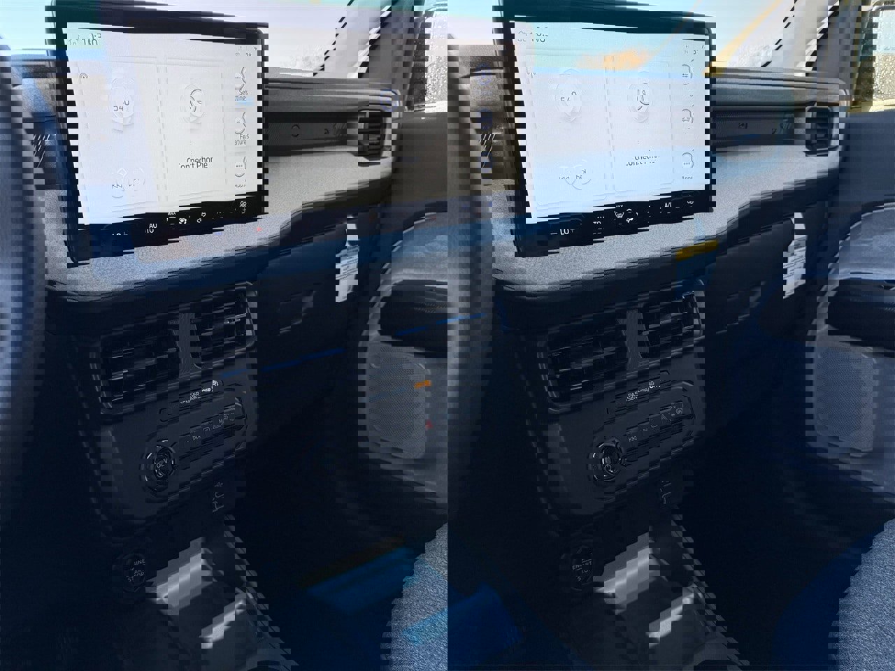 Certified 2025 Ford Maverick XLT w/ Equipment Group 302A image 14