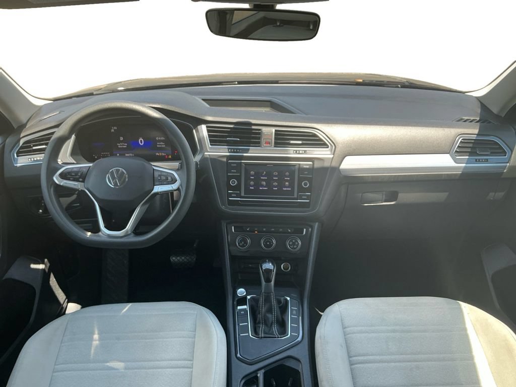 Used 2023 Volkswagen Tiguan S FWD image 17