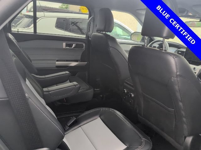 Certified 2024 Ford Explorer XLT w/ Equipment Group 202A AWD/4WD image 9