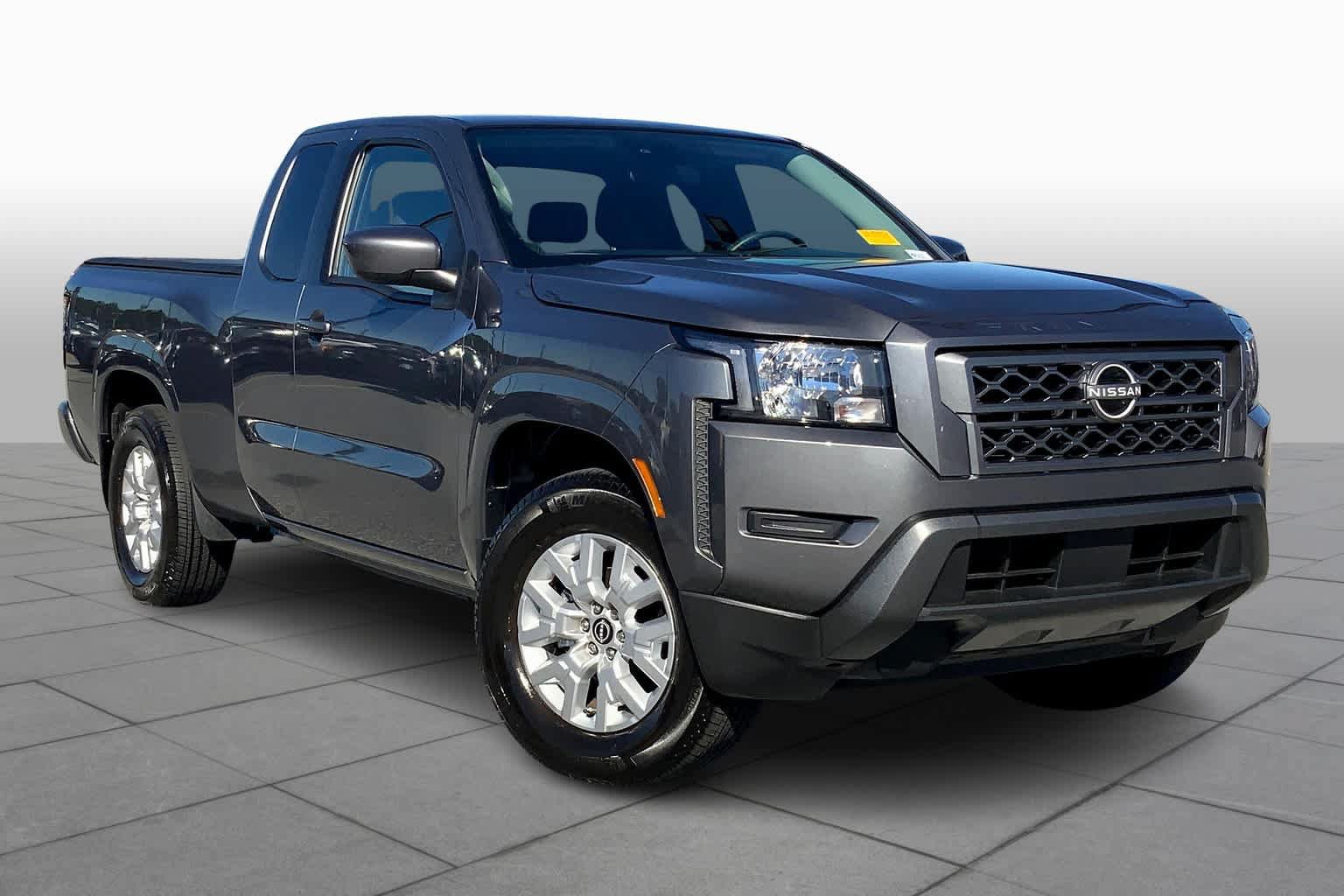 Used 2023 Nissan Frontier SV w/ Technology Package RWD image 3