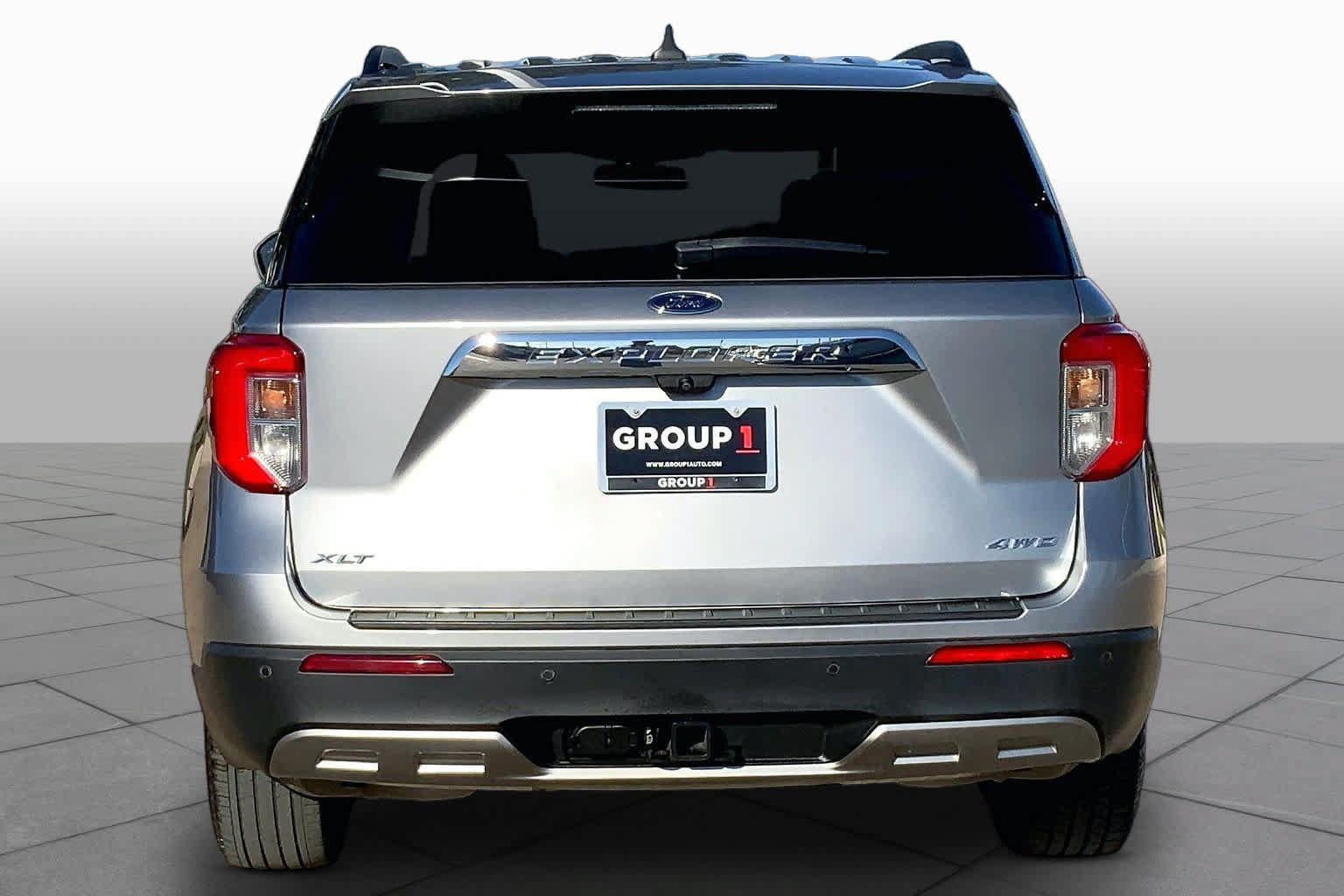 Certified 2023 Ford Explorer XLT w/ Equipment Group 202A AWD/4WD image 5