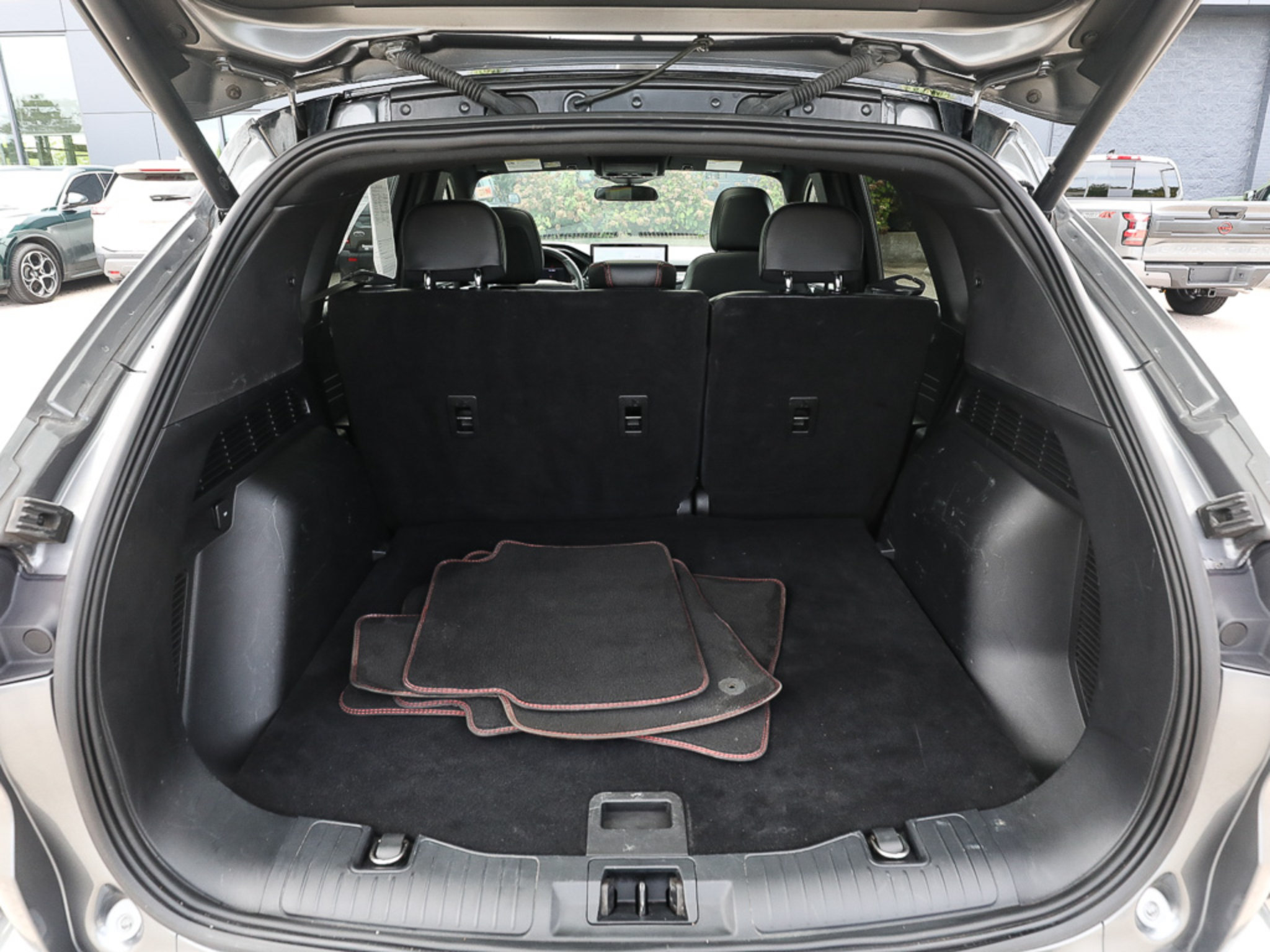 Certified 2023 Ford Escape ST-Line w/ Tech Pack #1 AWD/4WD image 7