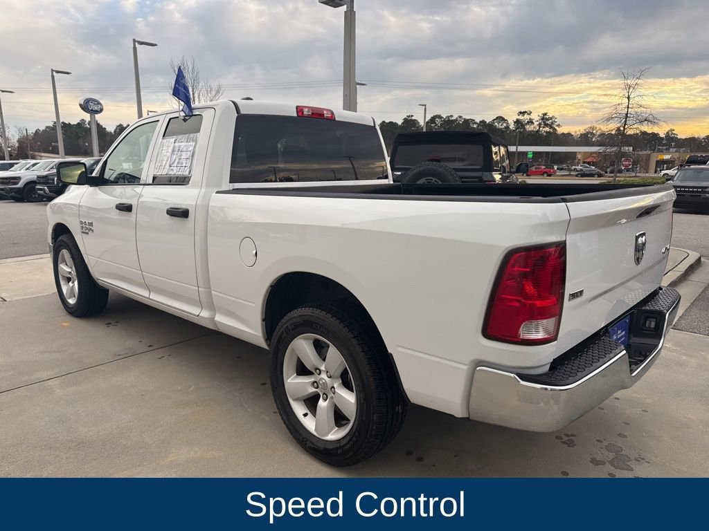 Used 2024 RAM 1500 Classic SLT image 3