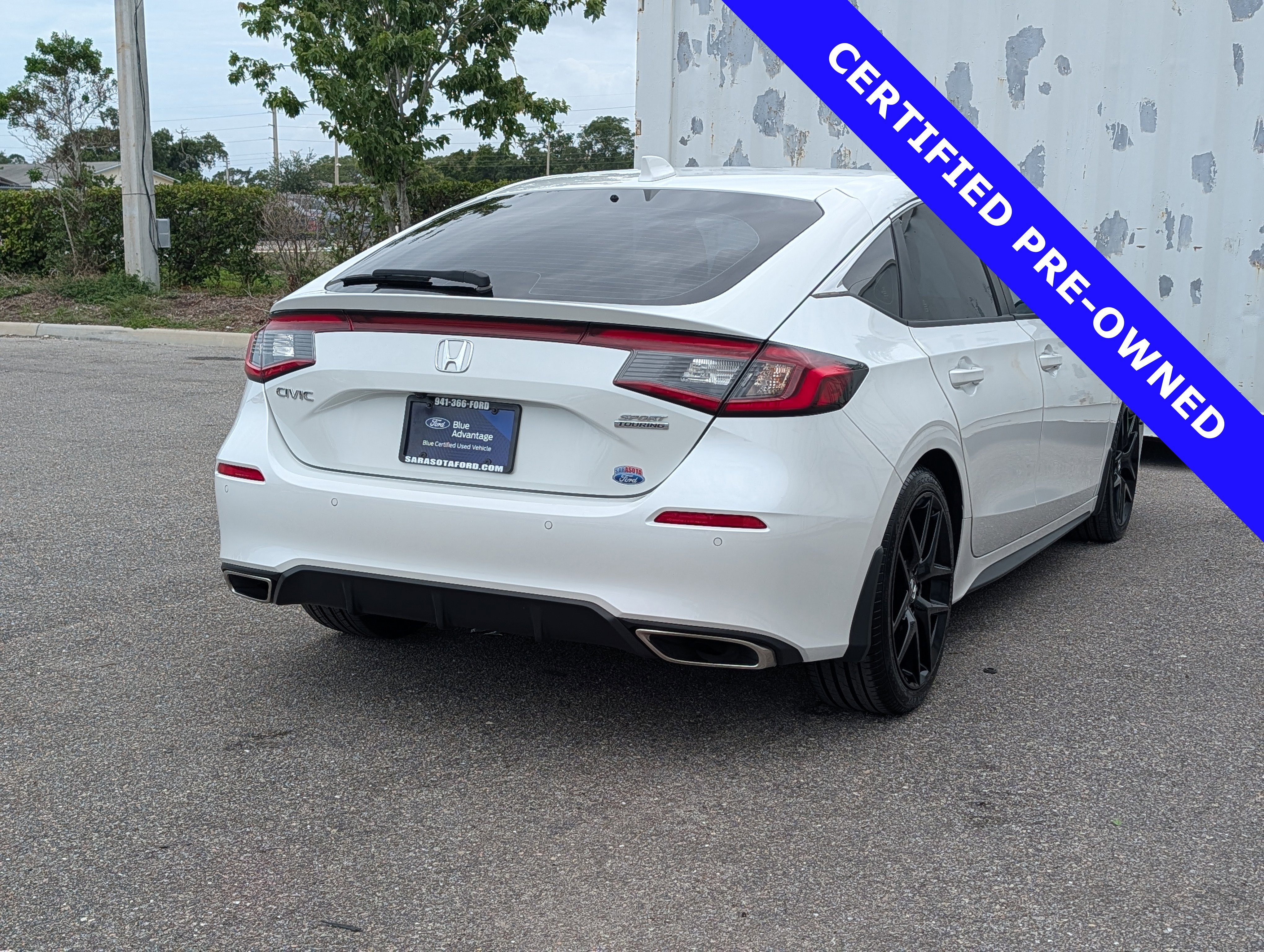 Used 2023 Honda Civic Sport Touring image 4