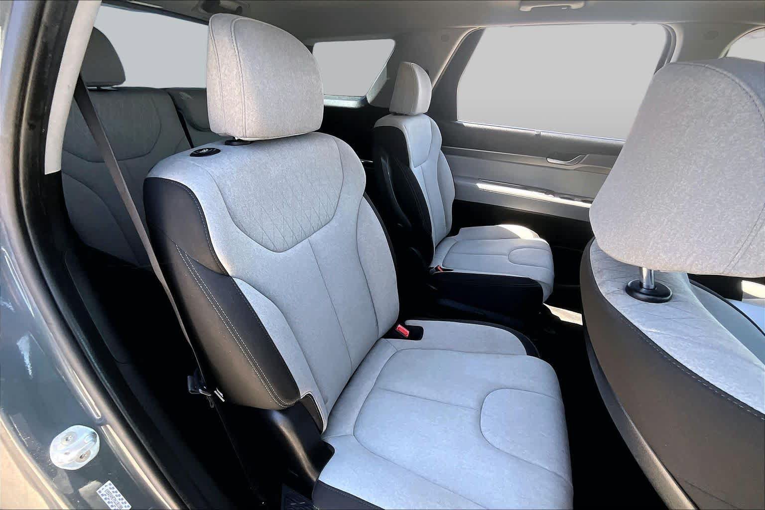 Used 2021 Hyundai Palisade SEL w/ Convenience Package FWD image 18