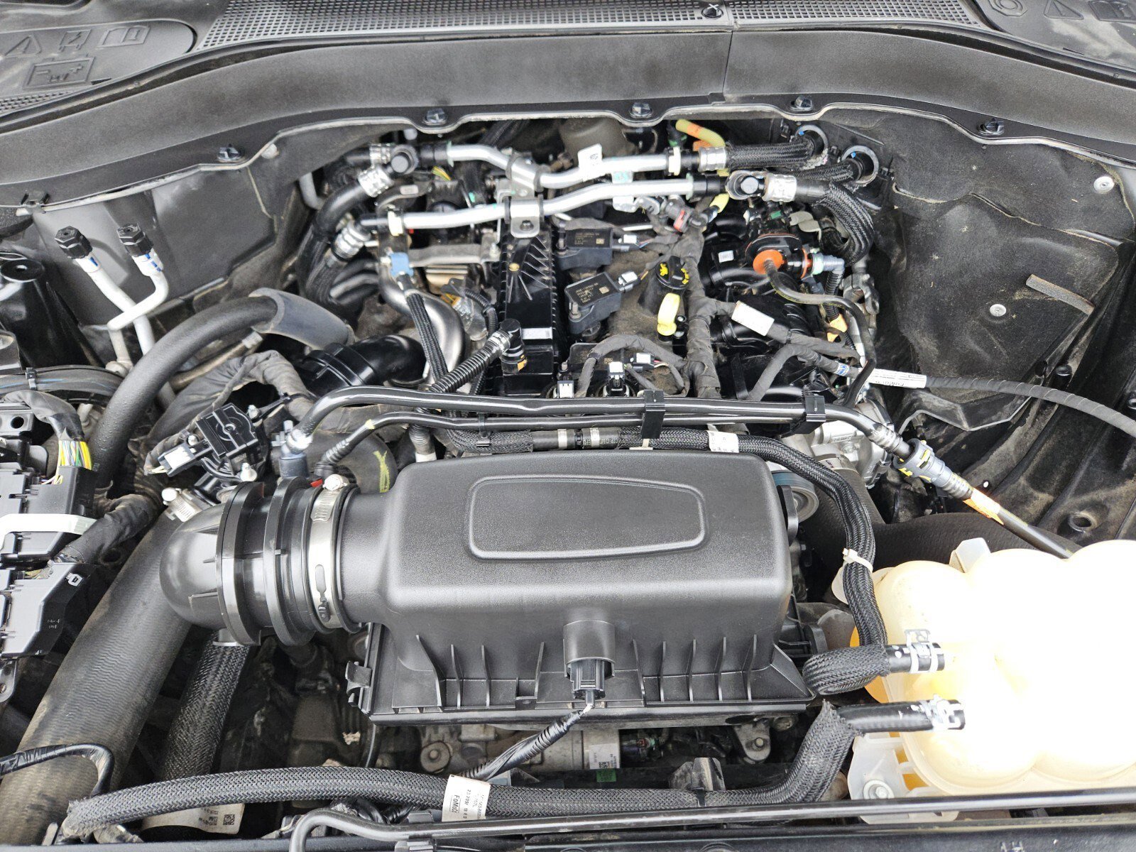 Certified 2023 Ford Explorer XLT w/ Equipment Group 202A image 33