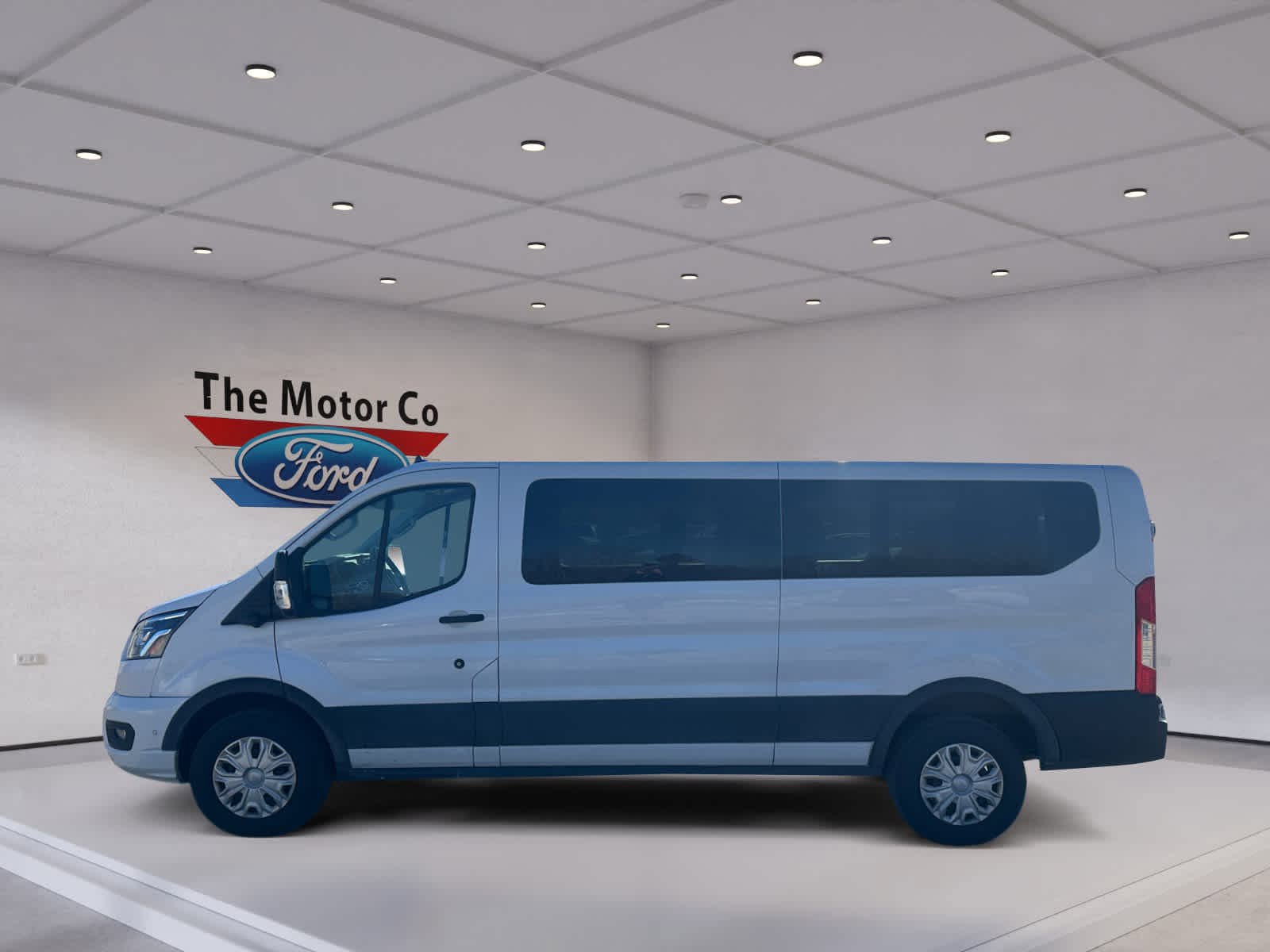 Certified 2023 Ford Transit 350 XLT RWD image 8