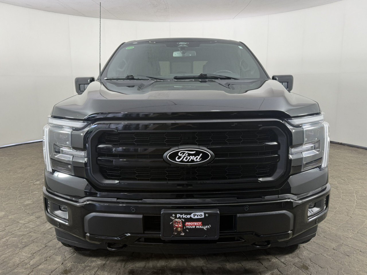 Certified 2025 Ford F150 Lariat w/ Bed Utility Package AWD/4WD image 2
