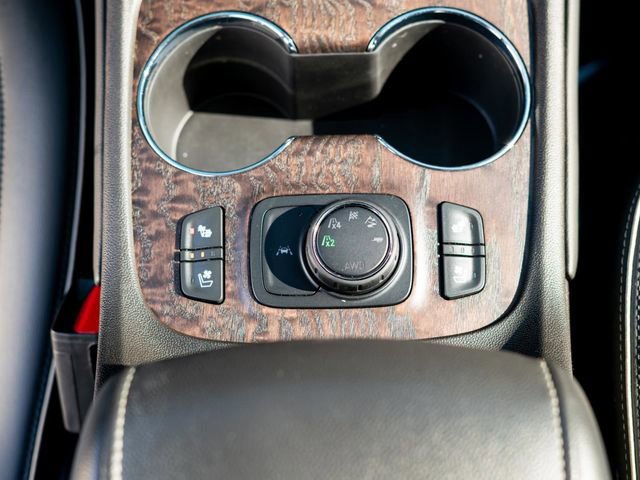 Used 2023 GMC Acadia Denali w/ Black Diamond Edition image 32