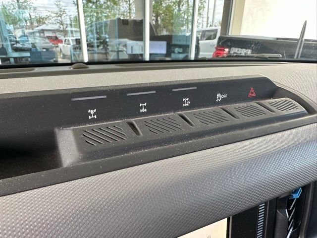 Certified 2023 Ford Bronco Black Diamond w/ Sasquatch Package AWD/4WD image 21