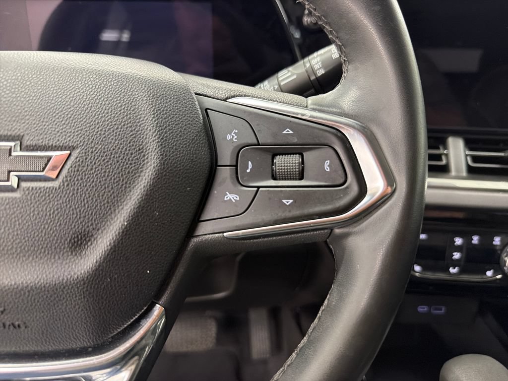Used 2025 Chevrolet Trax ACTIV w/ Driver Confidence Package FWD image 21