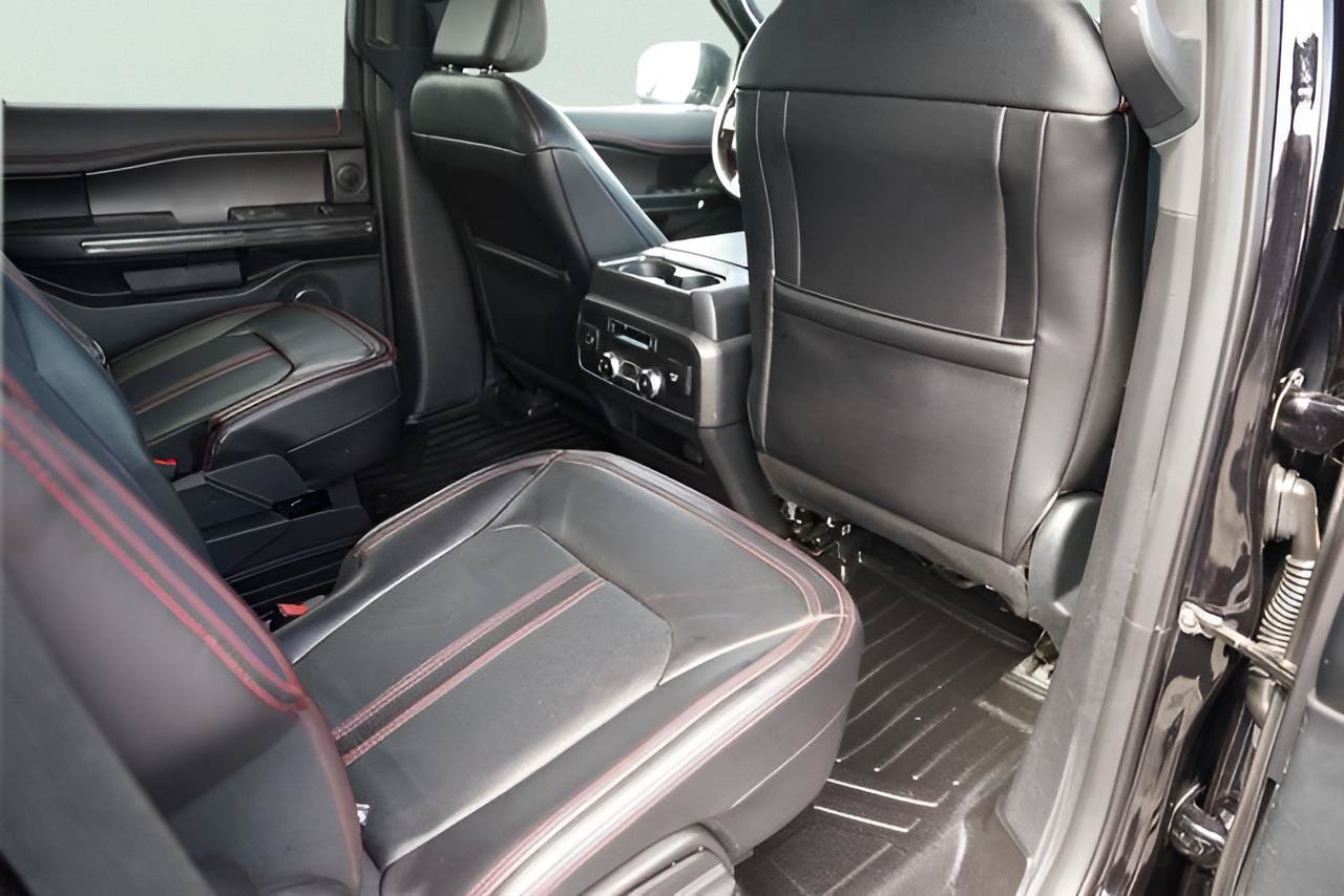 Certified 2021 Ford Expedition Limited AWD/4WD image 17