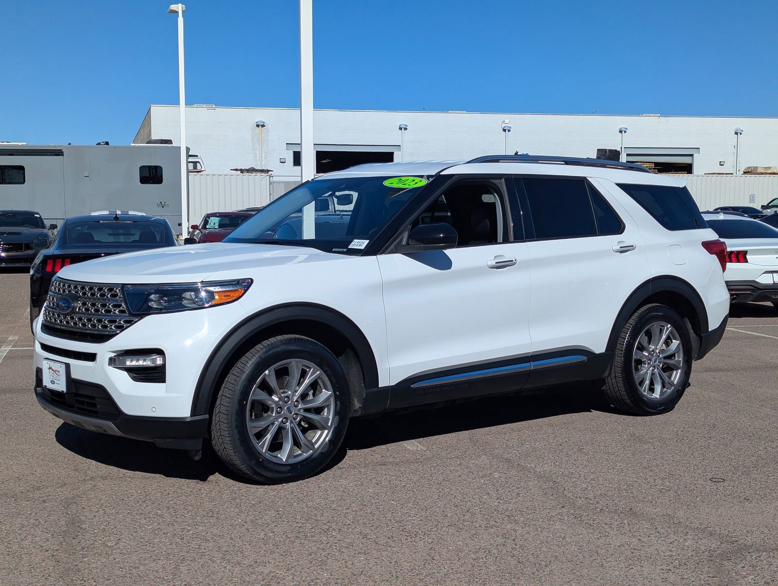 Certified 2023 Ford Explorer Limited image 2