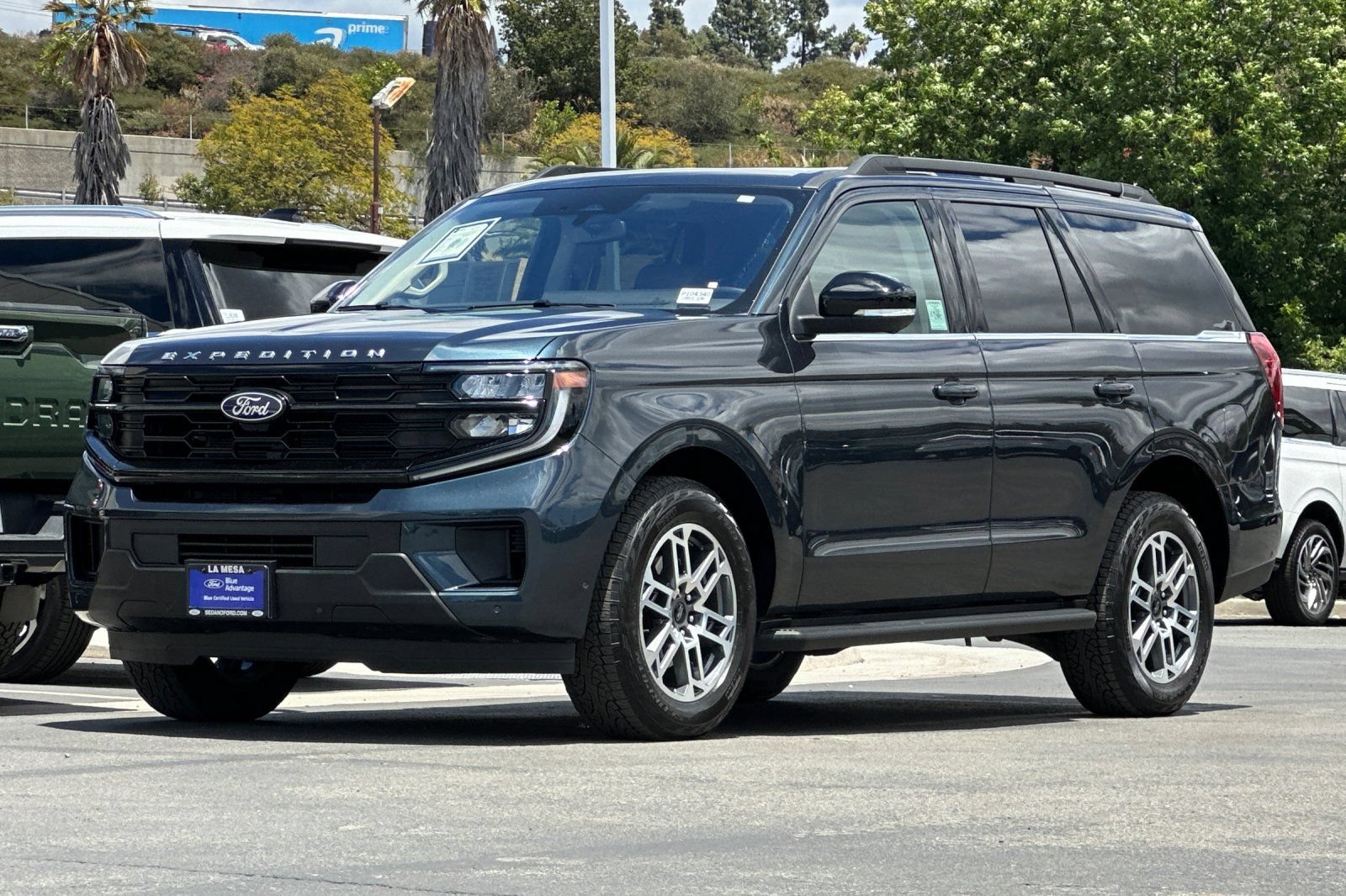 Certified 2025 Ford Expedition Active AWD/4WD image 7
