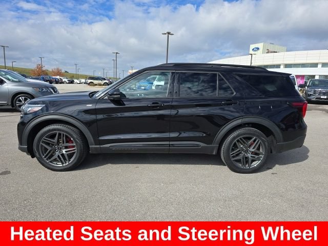 Certified 2025 Ford Explorer ST-Line w/ ST-Line Street Pack AWD/4WD image 2