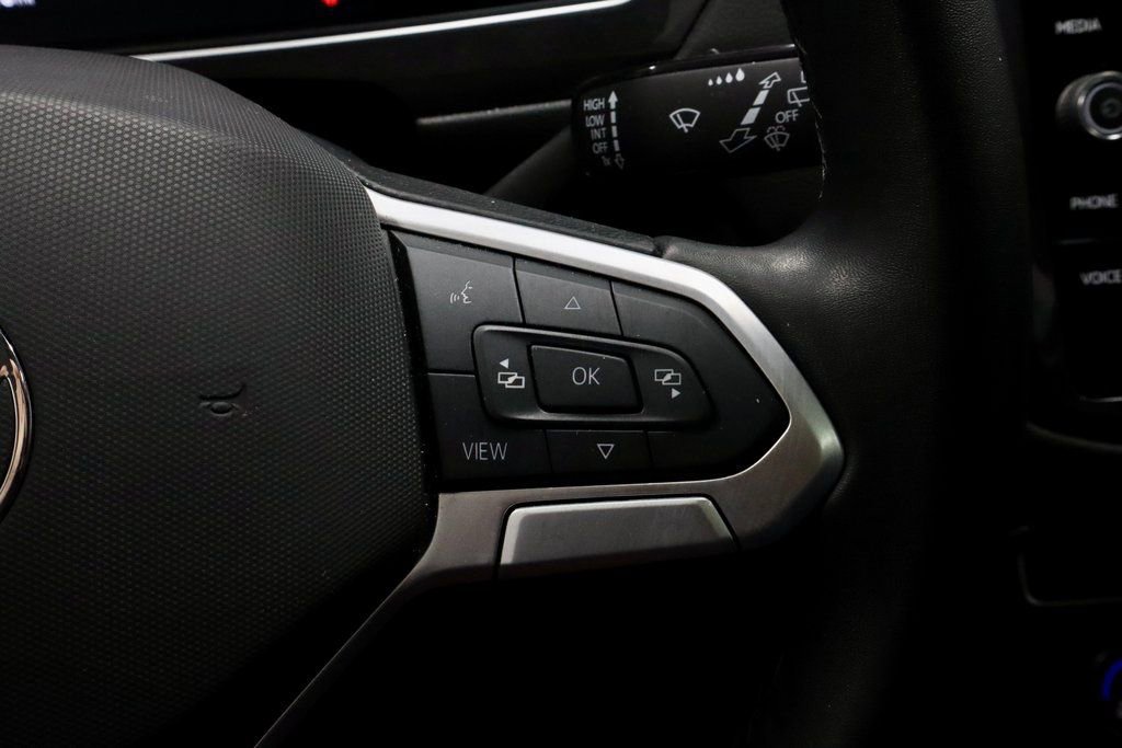 Used 2024 Volkswagen Tiguan Wolfsburg Edition image 31