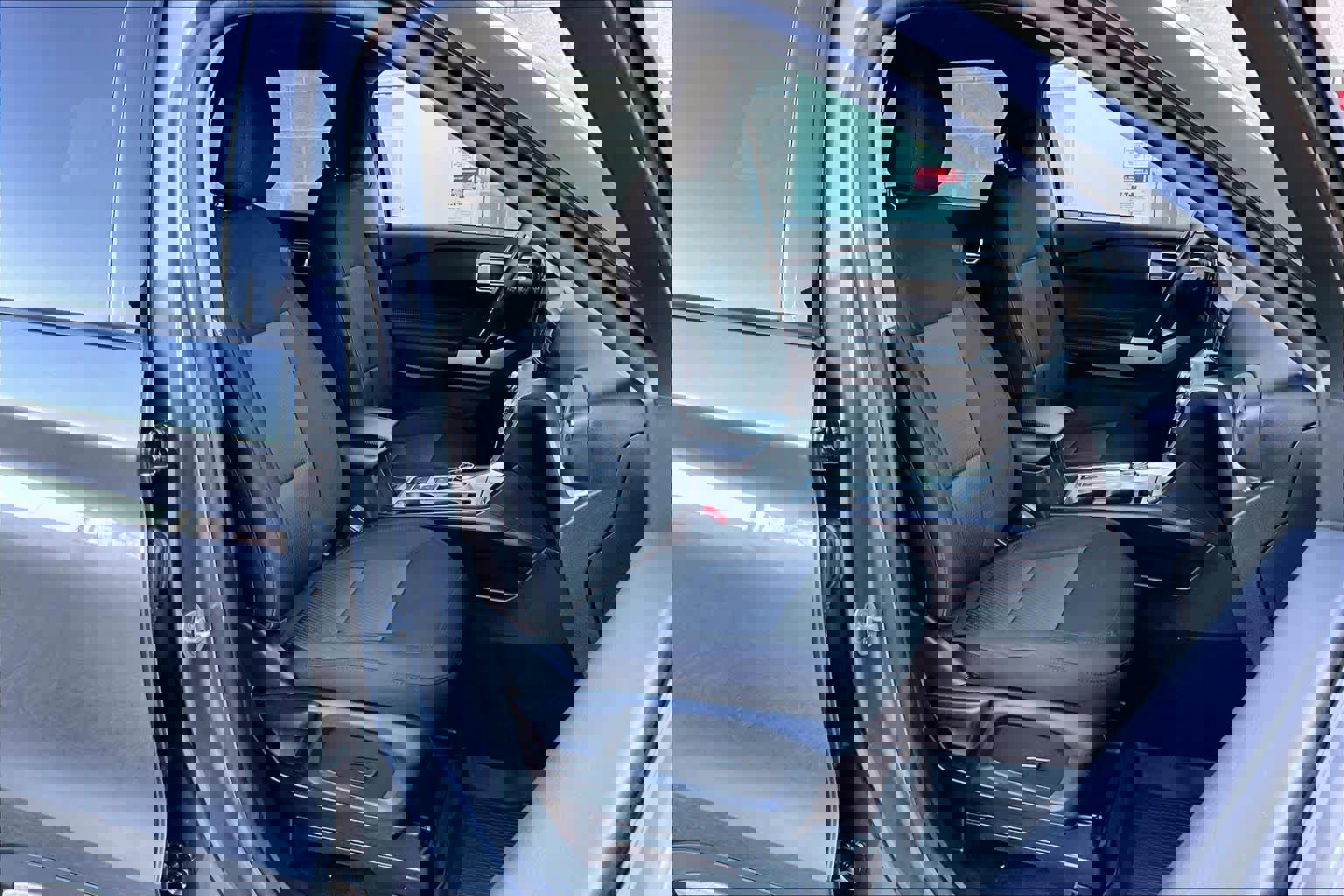 Certified 2024 Ford Explorer XLT image 14