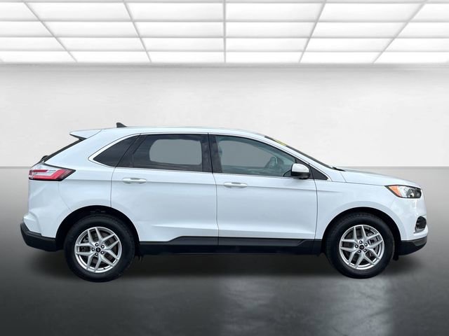 Certified 2024 Ford Edge SEL w/ Convenience Package AWD/4WD image 3