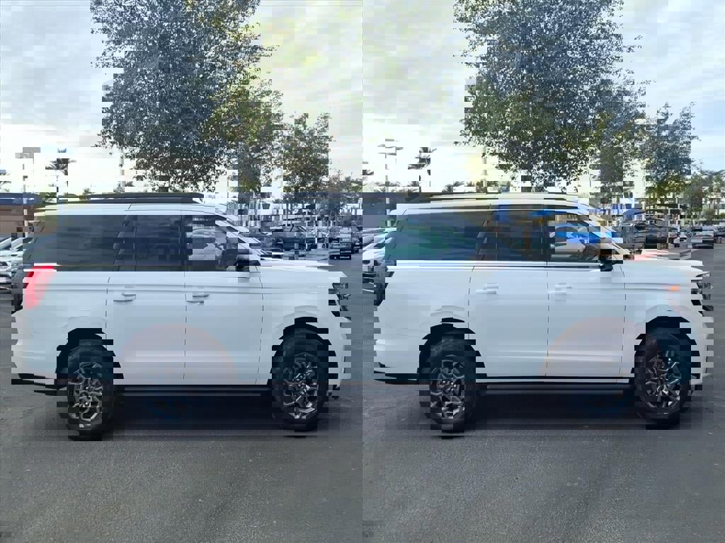 Certified 2025 Ford Expedition Max Active image 6