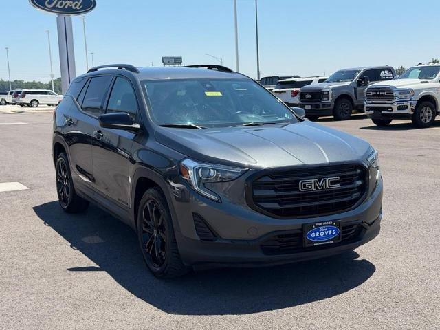 Used 2020 GMC Terrain SLE w/ Driver Convenience Package FWD image 3
