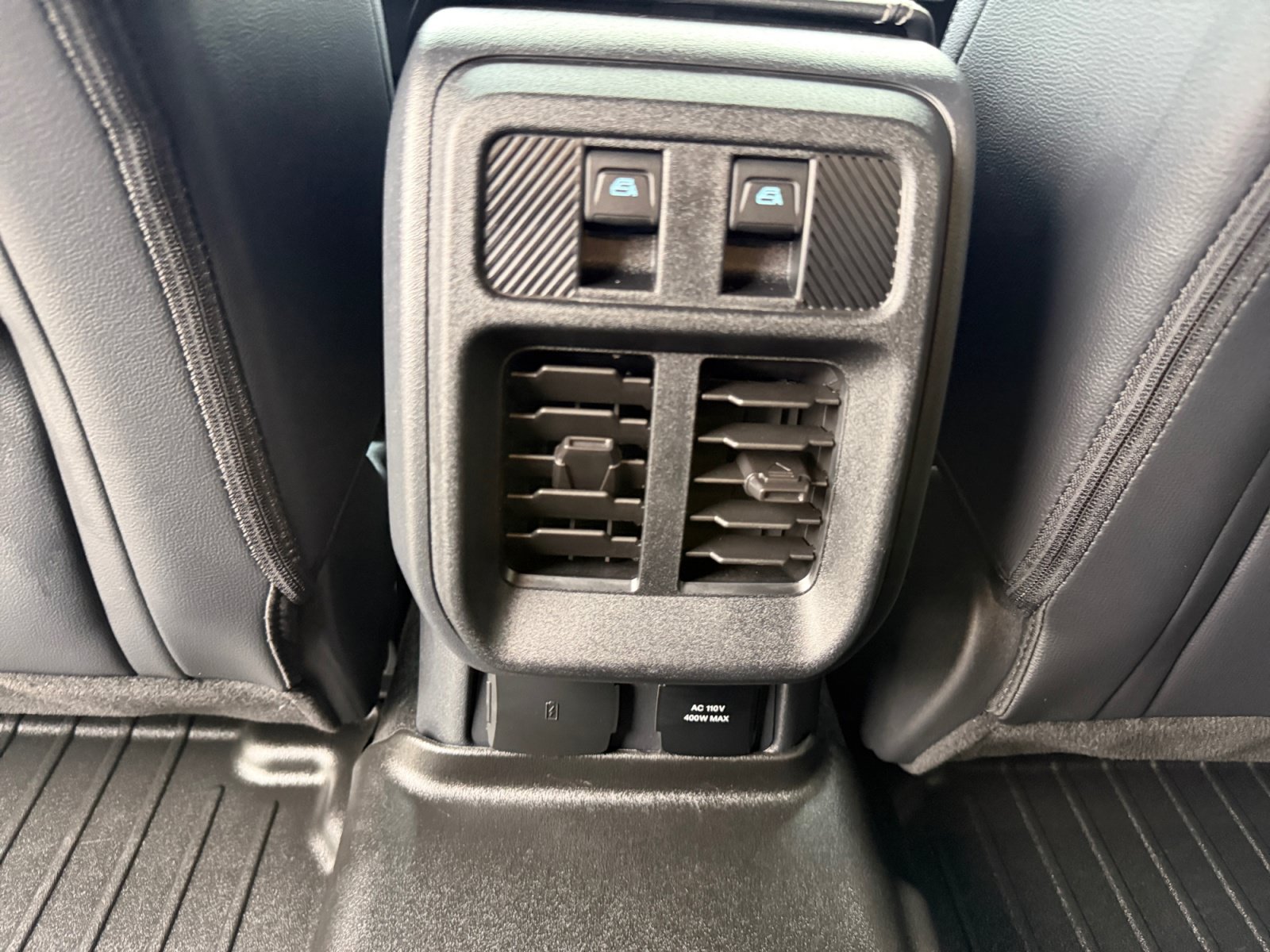 Certified 2026 Ford Bronco Outer Banks AWD/4WD image 23