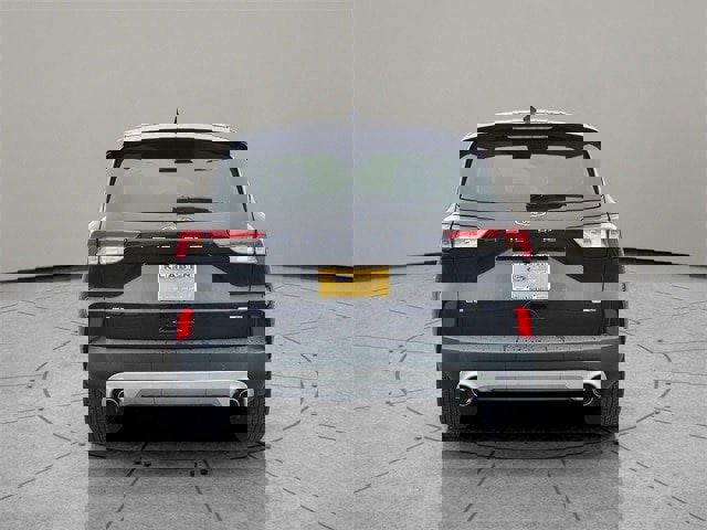 Certified 2020 Ford Escape SE image 3