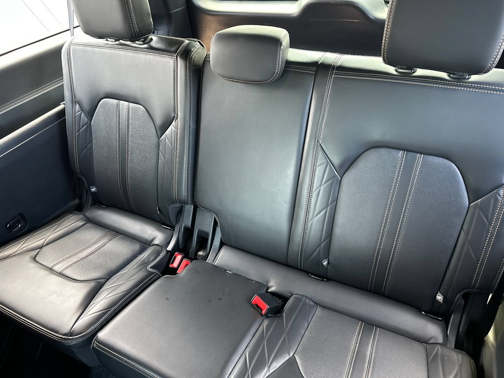 Certified 2022 Ford Expedition Max Platinum RWD image 21