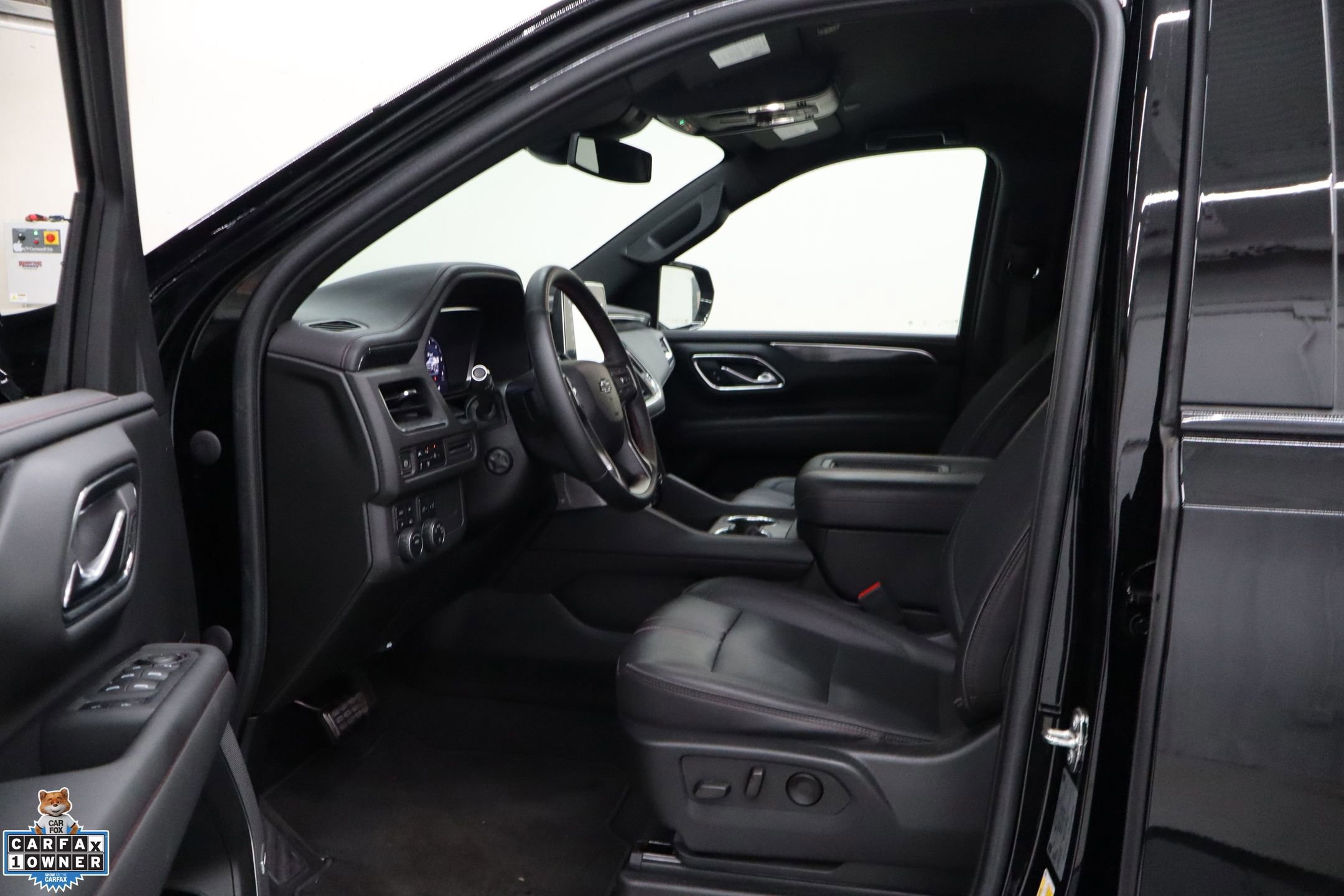 Used 2023 Chevrolet Tahoe RST w/ RST Performance Edition image 32