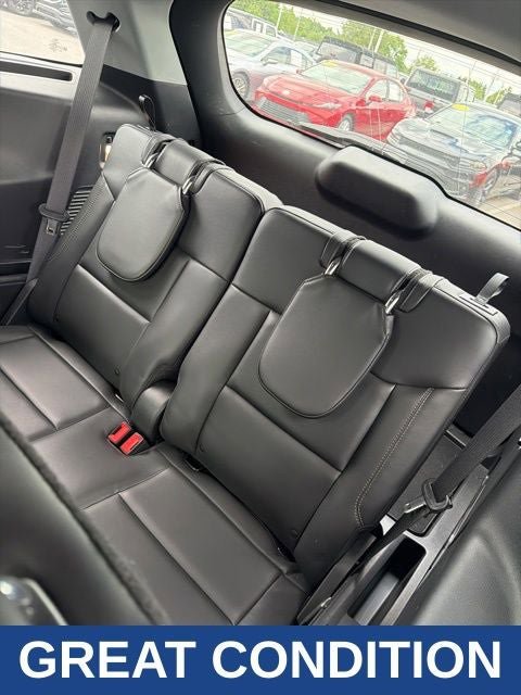 Certified 2022 Ford Explorer XLT w/ Equipment Group 202A AWD/4WD image 17