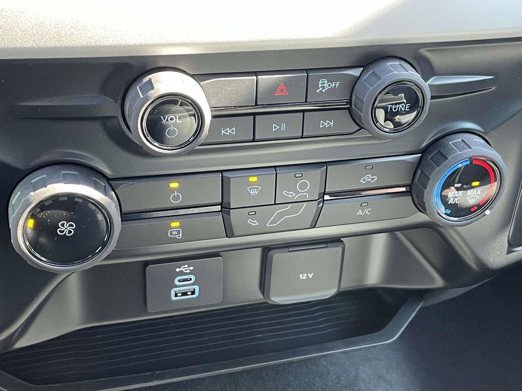 Certified 2026 Ford F250 XLT w/ FX4 Off-Road Package image 28